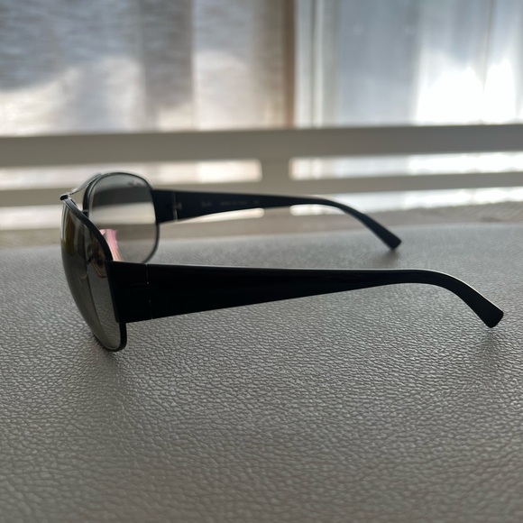 Ray-Ban Black Sunglasses Arm